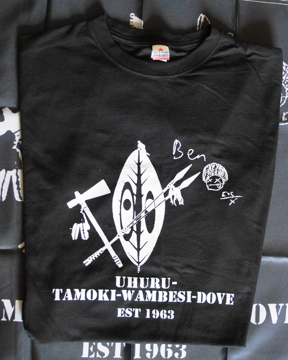 Tamoki-Wambesi-Dove Black T-Shirt Unisex